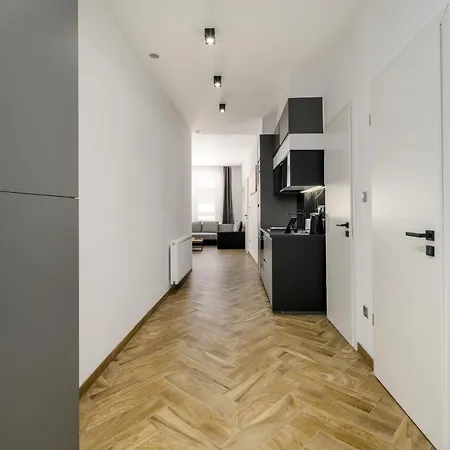 Lion 3bedroom In Hear Of