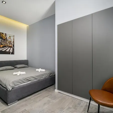 Apartment Lion 3bedroom In Hear Of Budapest