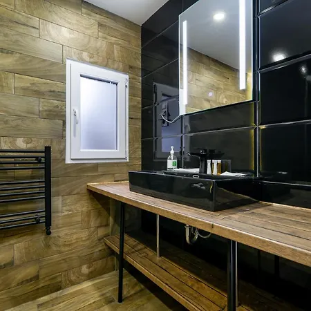 Lion 3bedroom In Hear Of Apartament